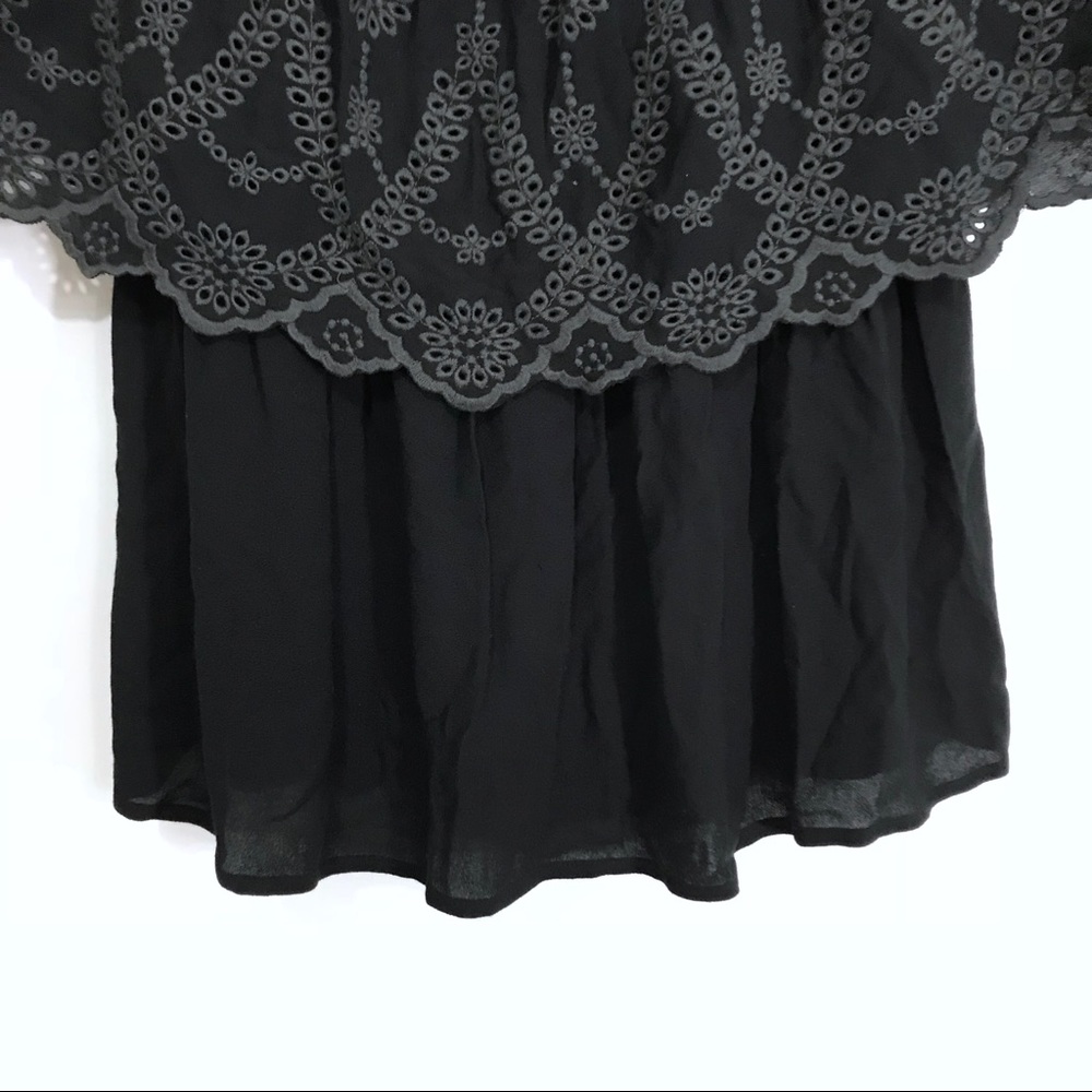 The Impeccable Pig Gray Lace Blouse - Picture 3 of 8